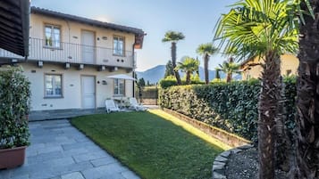 Appartamento Deluxe, 1 camera da letto, lato giardino | Vista giardino