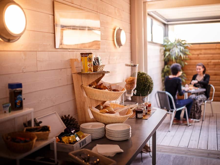 Daily buffet breakfast (EUR 11 per person)