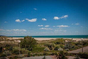 Pantai berhampiran, tuala pantai 