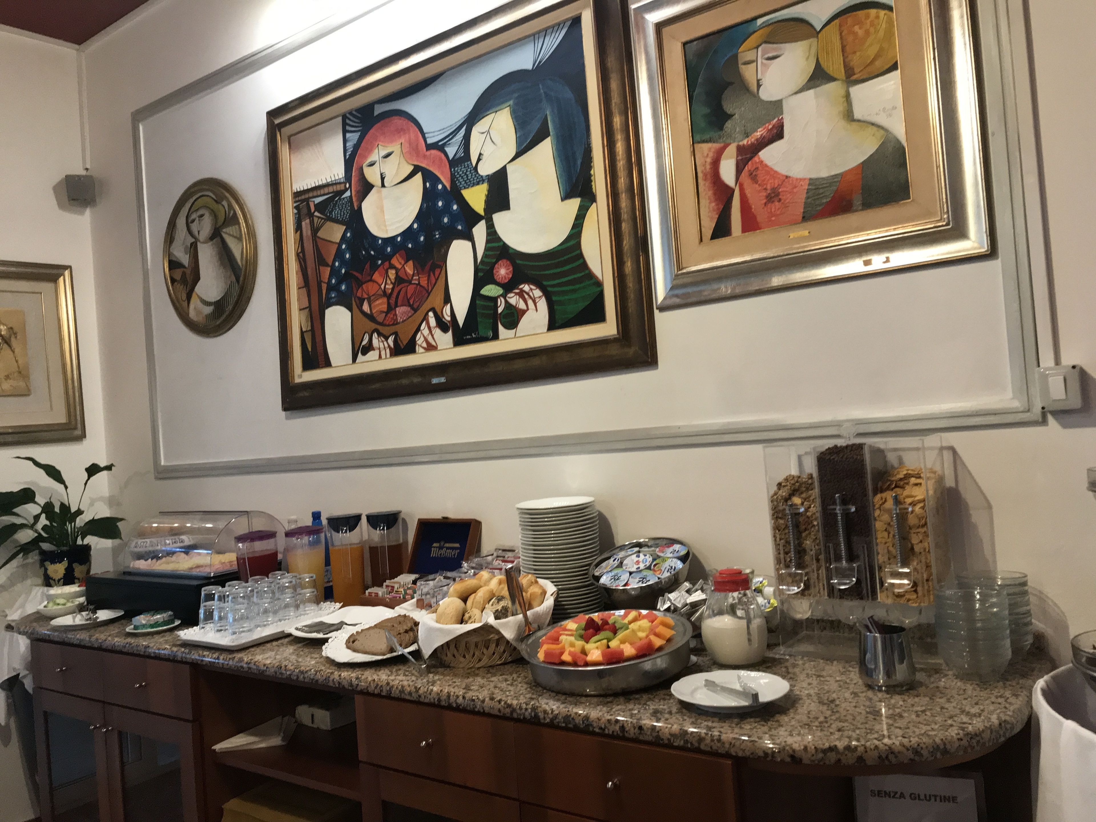 daily continental breakfast (eur 8 per person)