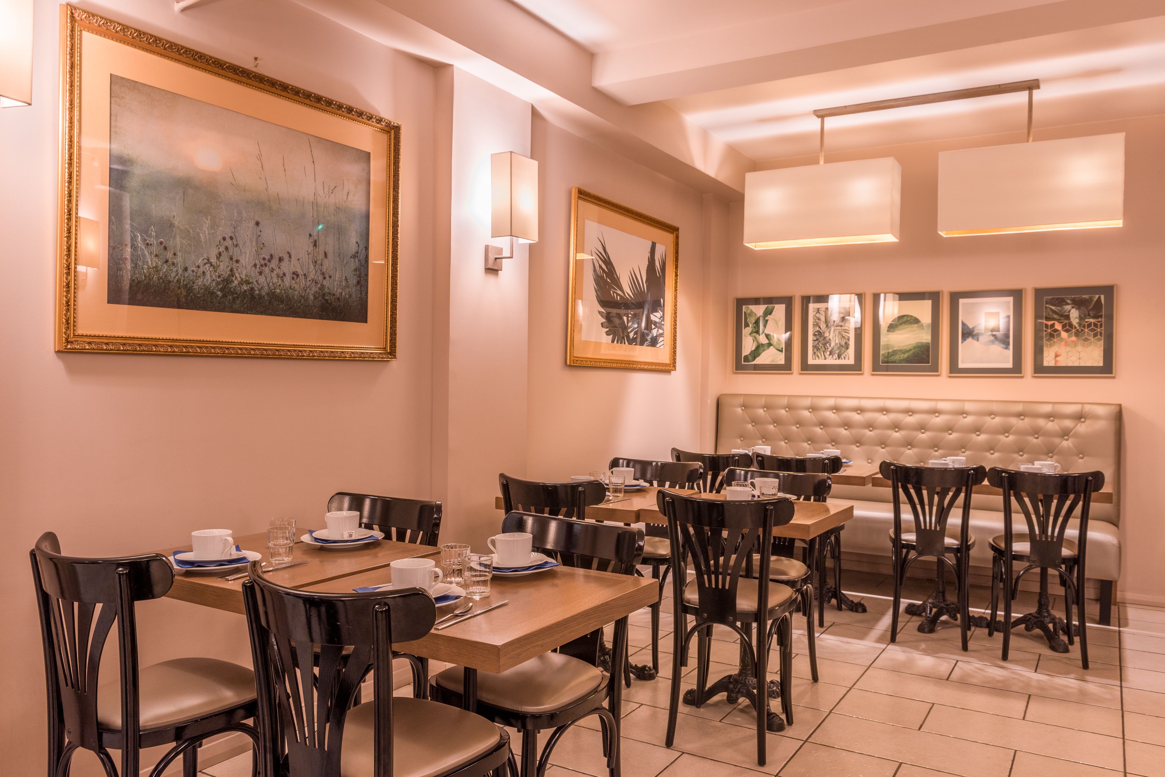 daily continental breakfast (eur 9 per person)