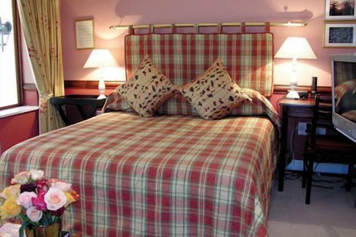 Standard Double Room (The Camden)