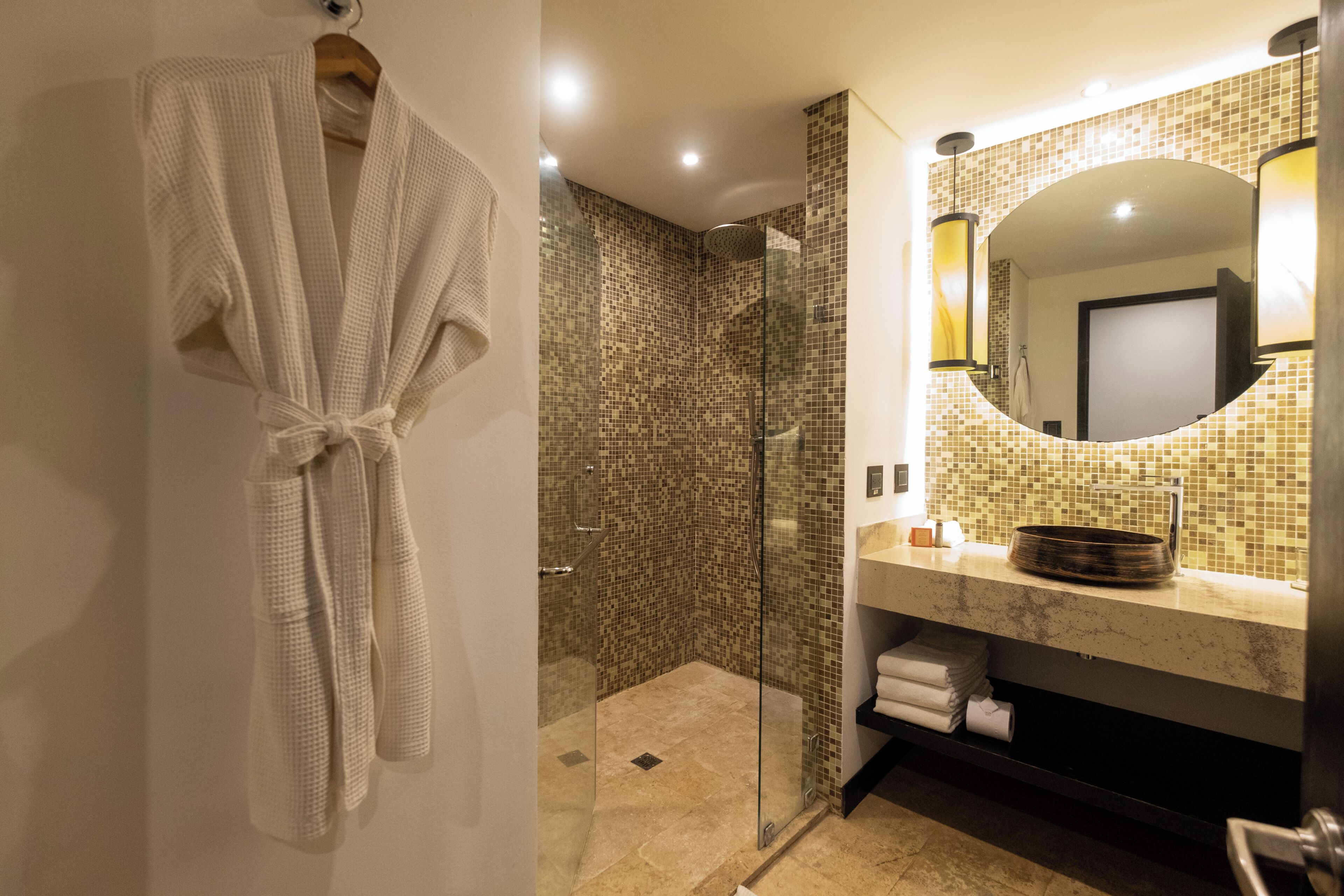 Rainfall showerhead, hair dryer, slippers, towels