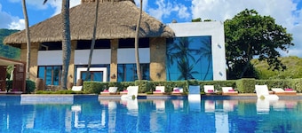Ikin Margarita Hotel & Spa