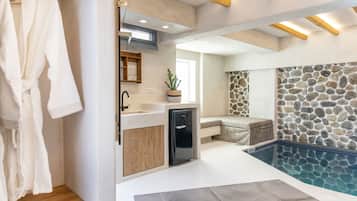 Honeymoon Studio Suite, 1 King Bed, Private Pool | Private kitchen | Fridge, coffee/tea maker, electric kettle, cookware/dishes/utensils