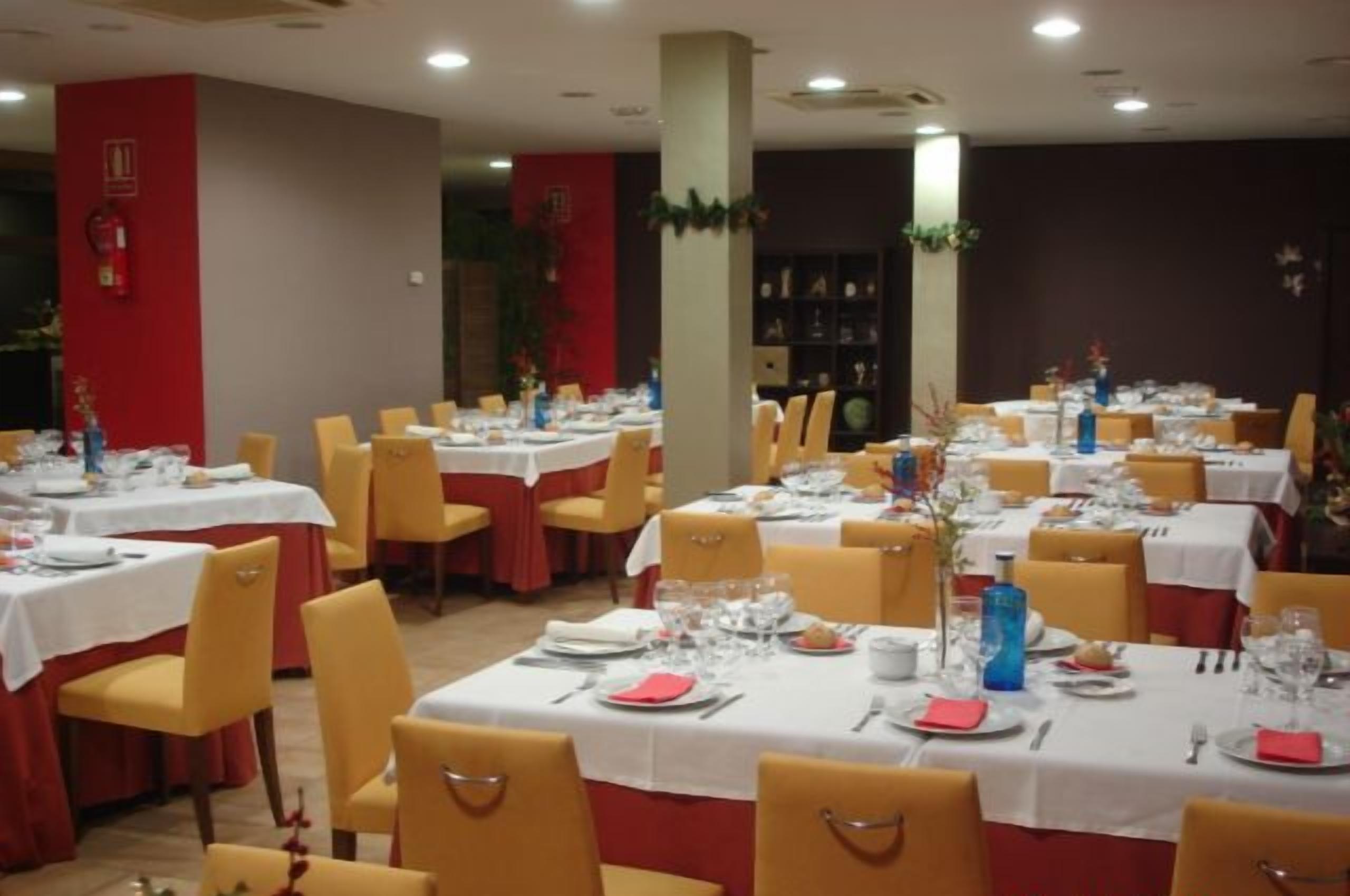 breakfast, lunch, dinner served; mediterranean cuisine