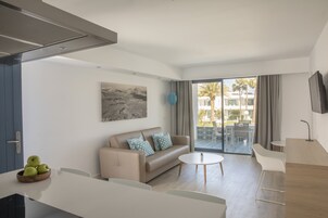 In-room safe, blackout curtains, iron/ironing board, free WiFi