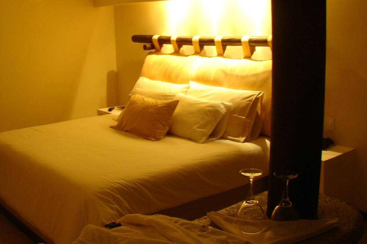 In-room safe, blackout curtains, iron/ironing board (on request)