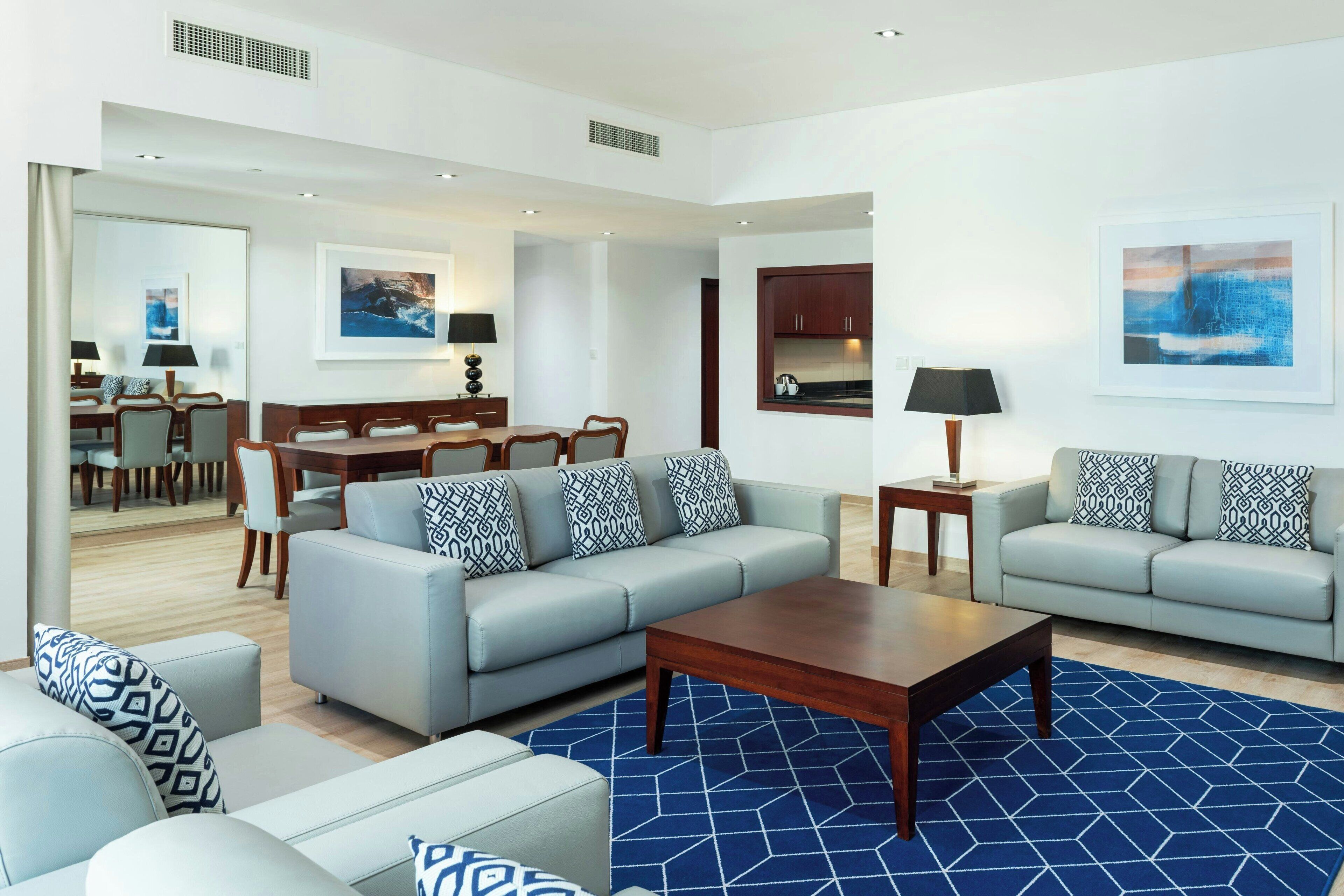 TV 65 polegadas com canais a cabo