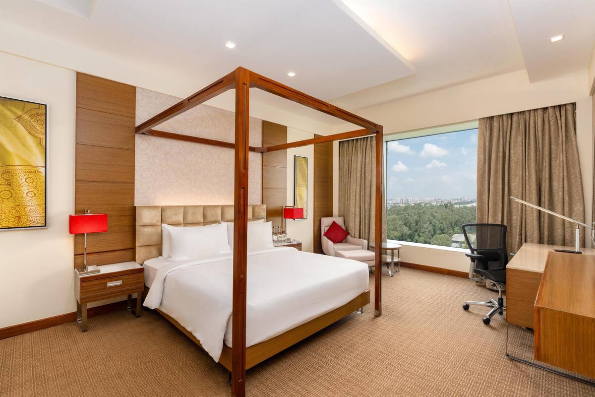 Suite Presidensial | Seprai premium, selimut bulu angsa, dan tempat tidur Select Comfort