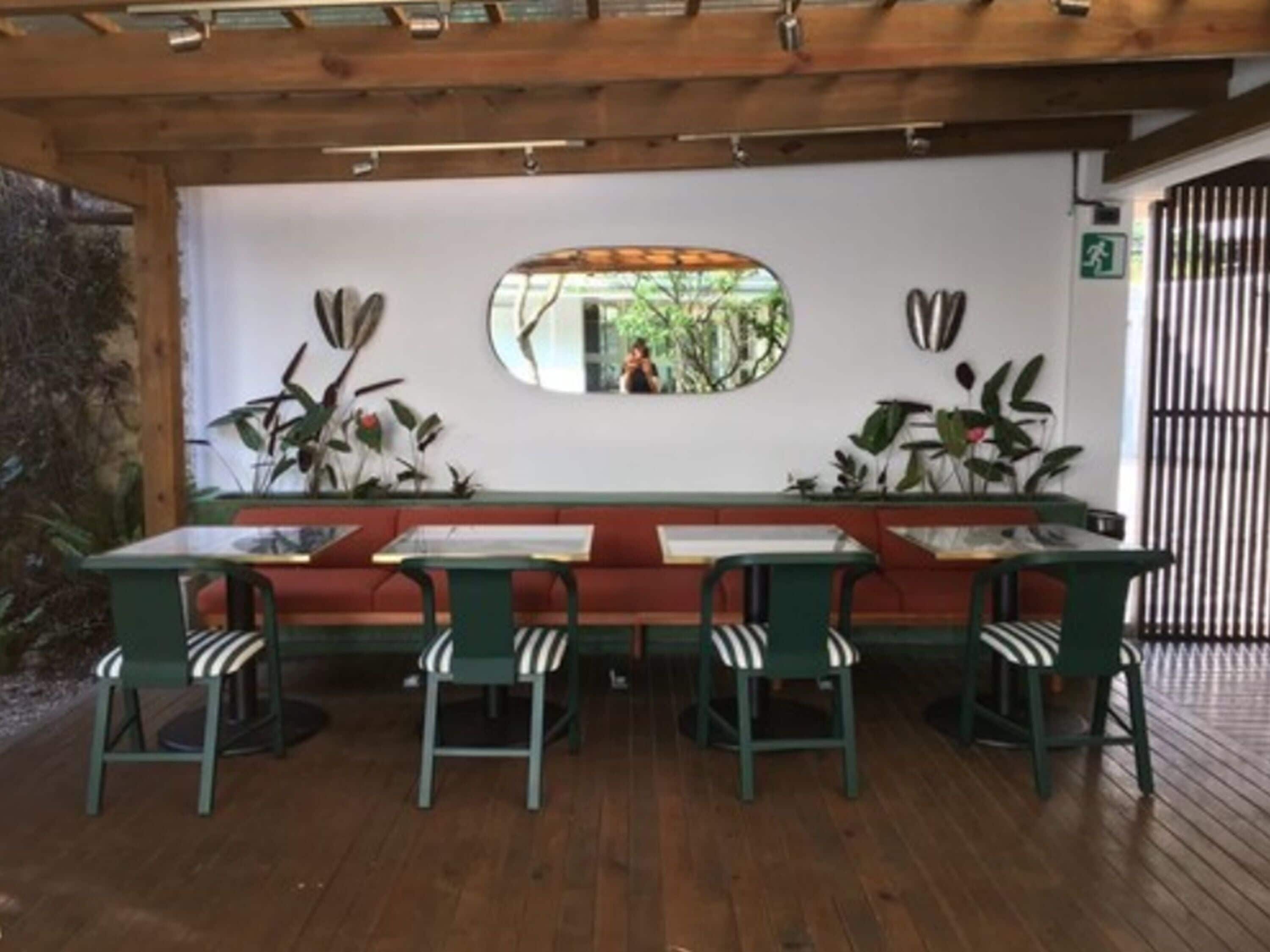 daily full breakfast (gtq 96 per person)