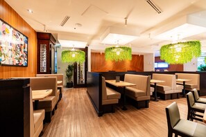 Full breakfast for a fee