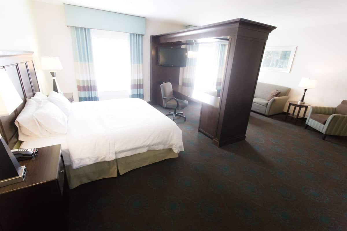 King studio suite | In-room safe, iron/ironing board, free cots/infant beds, free WiFi