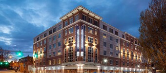 Hampton Inn Portland Downtown - Waterfront