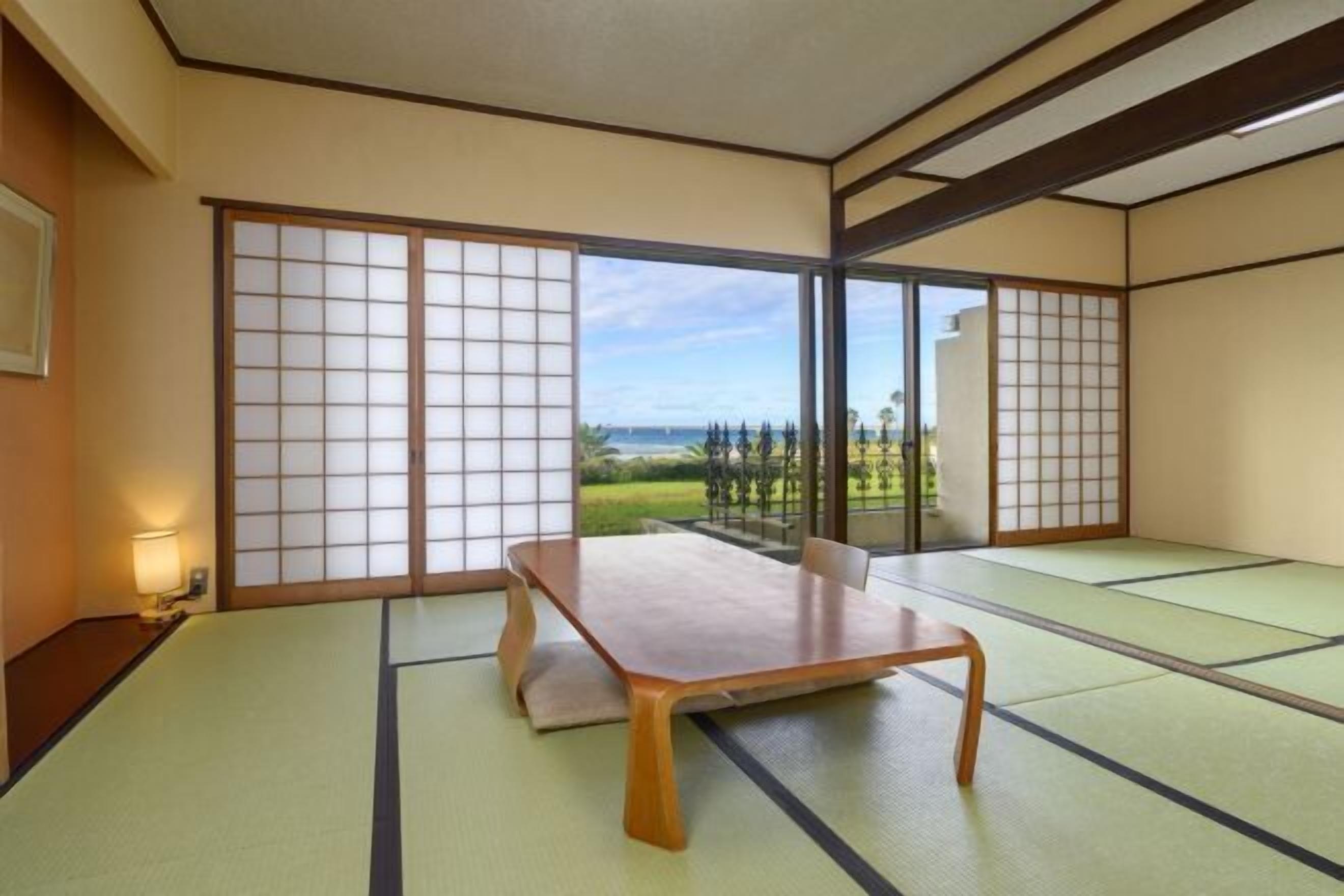 Opções para refeição | Serviço de café da manhã e jantar, vistas para a praia 