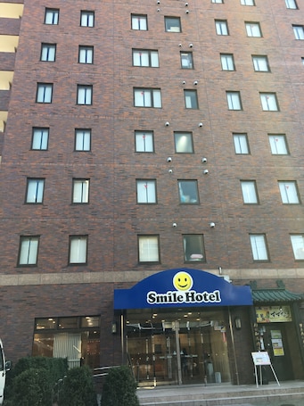 Property entrance. Smile Hotel Sugamo