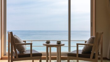 [Premium Floor] Traditional Room with Outdoor Bath, Non Smoking (41 sqm) | Down comforters, in-room safe, free WiFi, bed sheets