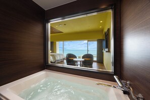 [Premium Floor] View Bath Room, Non Smoking (41 sqm)