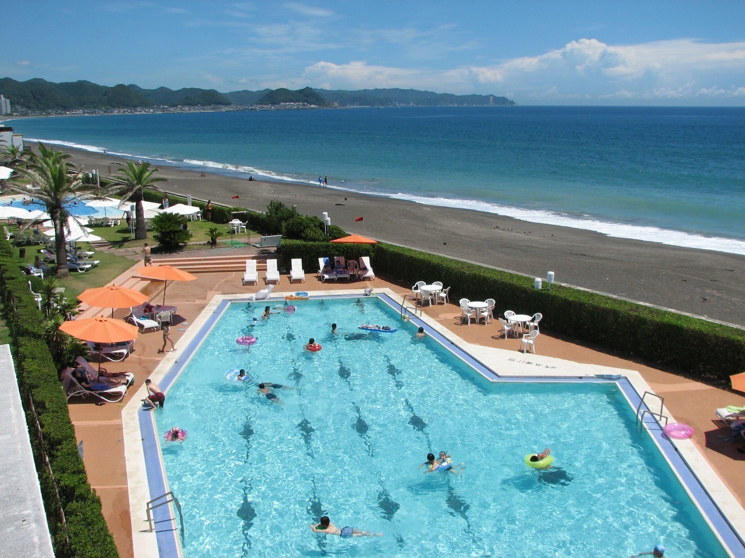 Seasonal outdoor pool