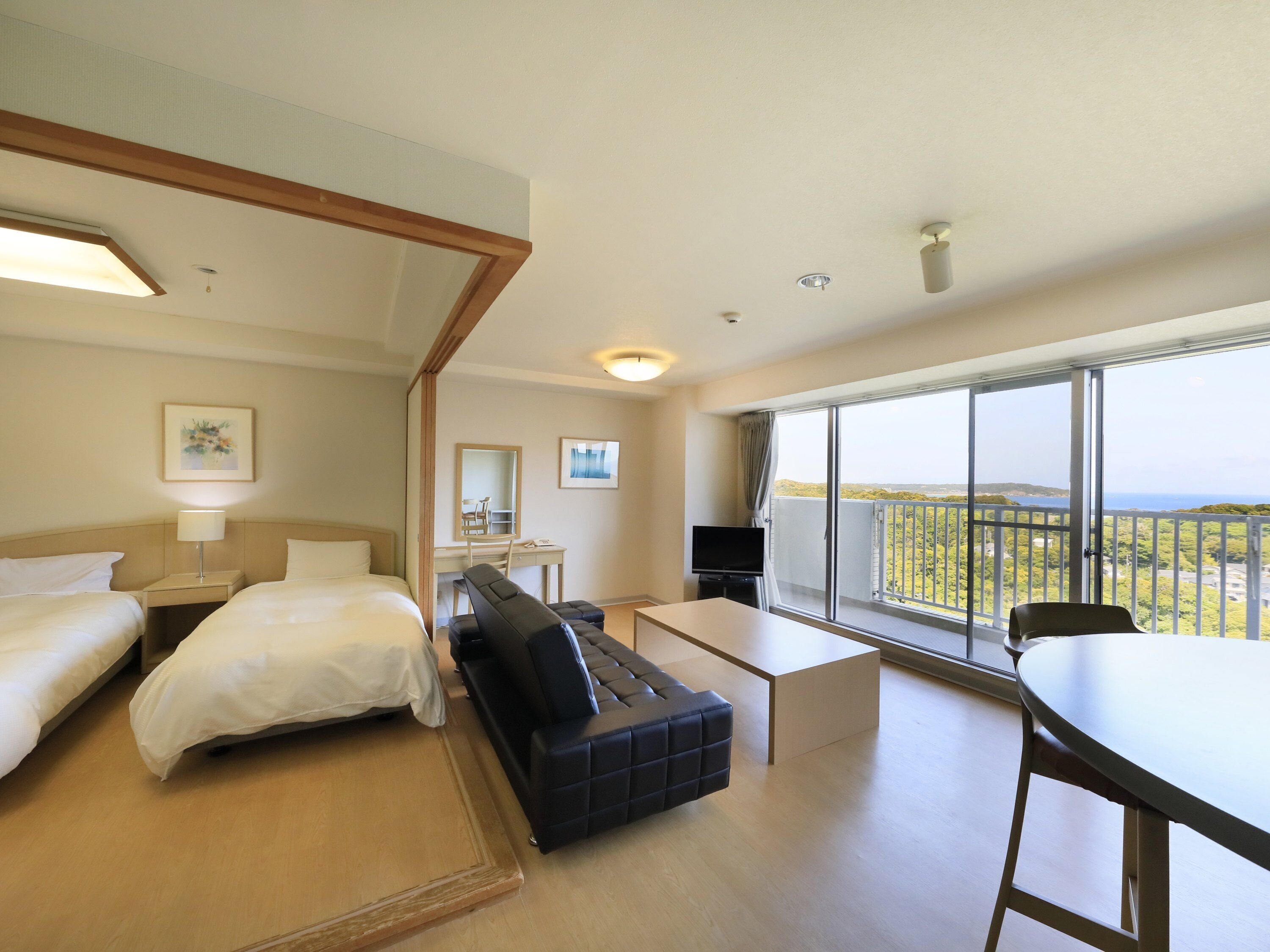 [Non-Smoking] Twin Room (2 Beds)/ Ocean View
