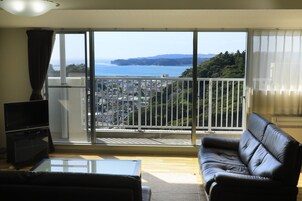 Desk, laptop workspace, blackout drapes, free WiFi