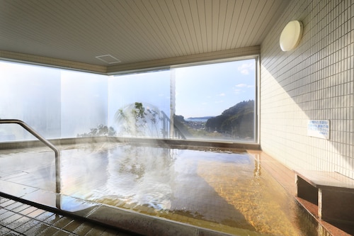 Katsuura Hilltop Hotel & Residence