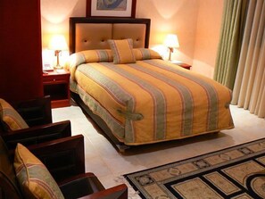 Enkeltrom | Sengetøy av topp kvalitet, dundyner og senger med Select Comfort-madrass