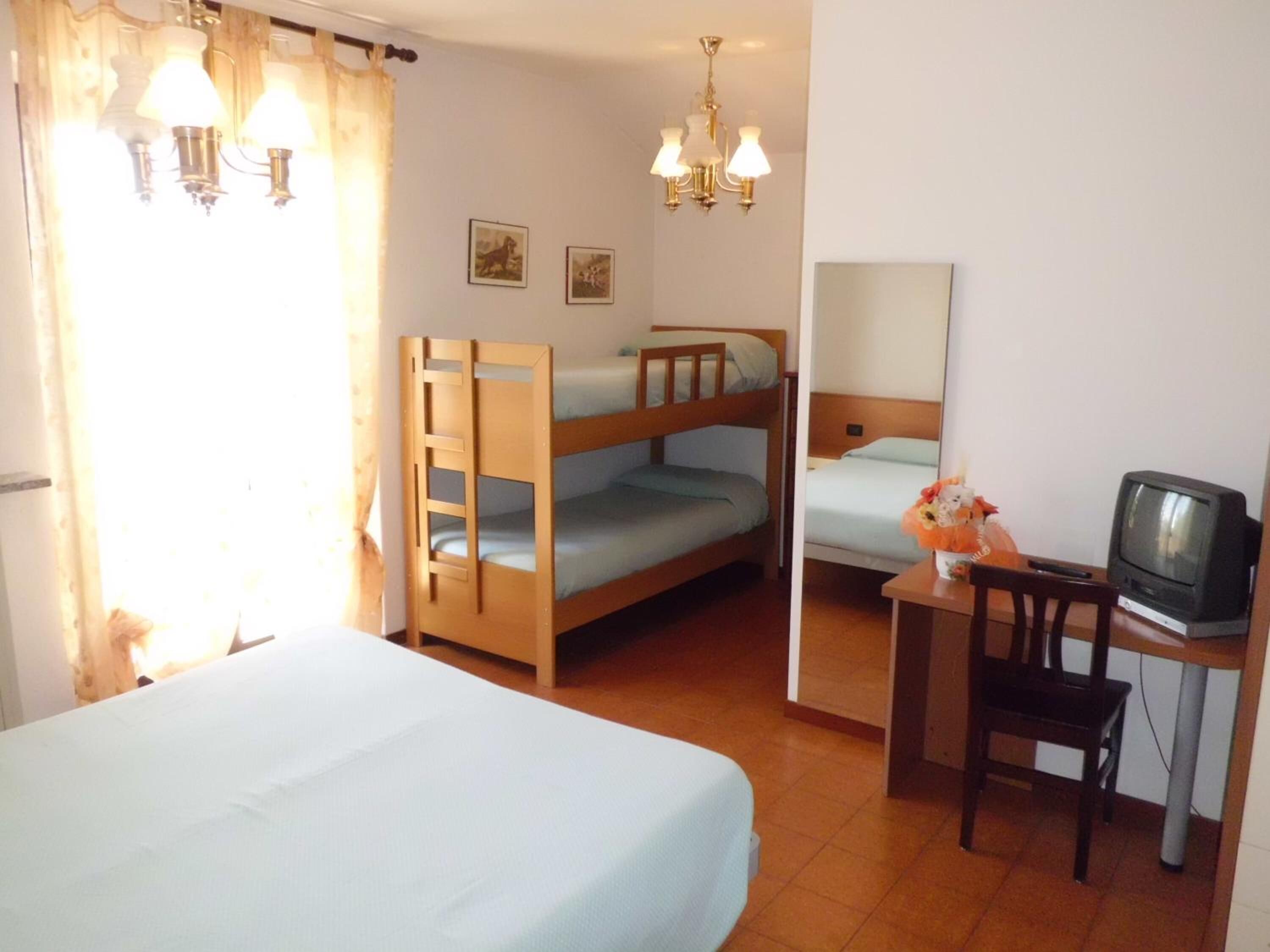 Escritorio y wifi gratis