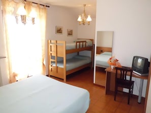 Desk, free WiFi - Albergo Canella (Fuipiano Valle Imagna)