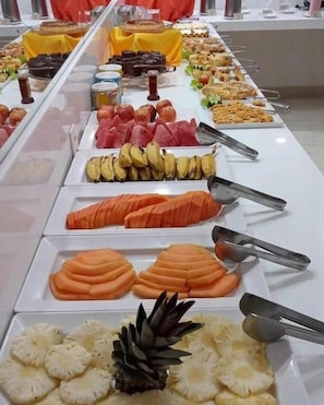 Petit déjeuner buffet compris tous les jours