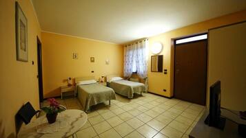 Gebar bulu kapas, dihias secara berasingan