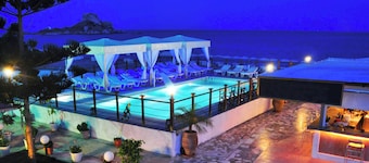 Sacallis Inn Beach Hotel