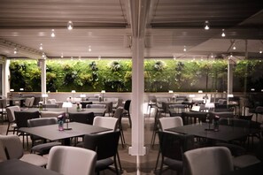 Restaurant - B&B Medinblu Via Miraglia (Reggio Calabria)