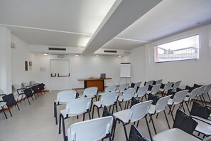 Meeting facility - I Girasoli (Lucignano)