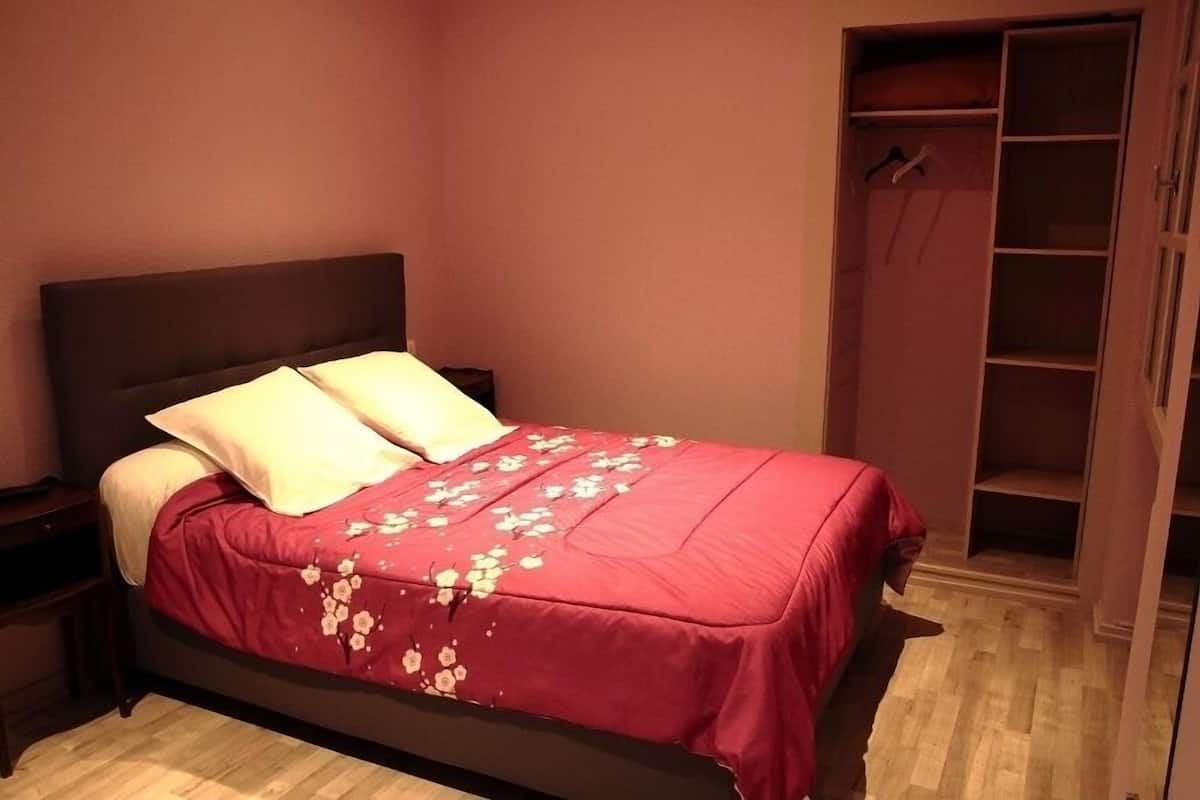双人房 | 高档床上用品、免费婴儿床、免费 WiFi