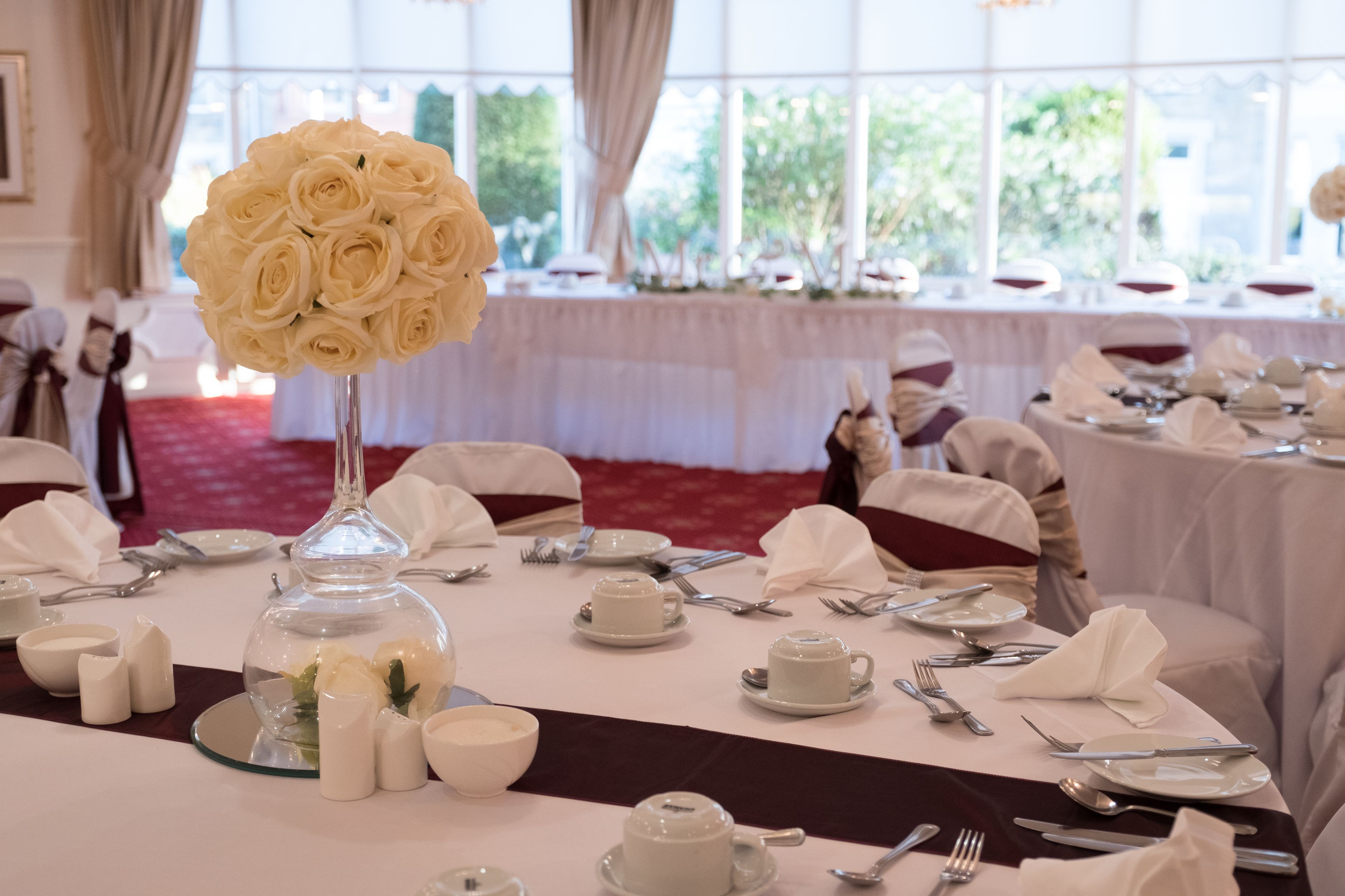 breakfast, lunch, dinner served; british cuisine