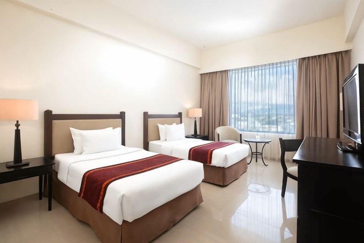 Minibar, in-room safe, desk, rollaway beds (surcharge)