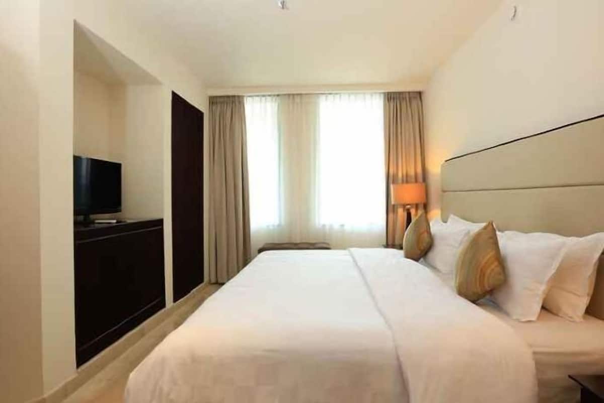1 bedroom, minibar, in-room safe, desk