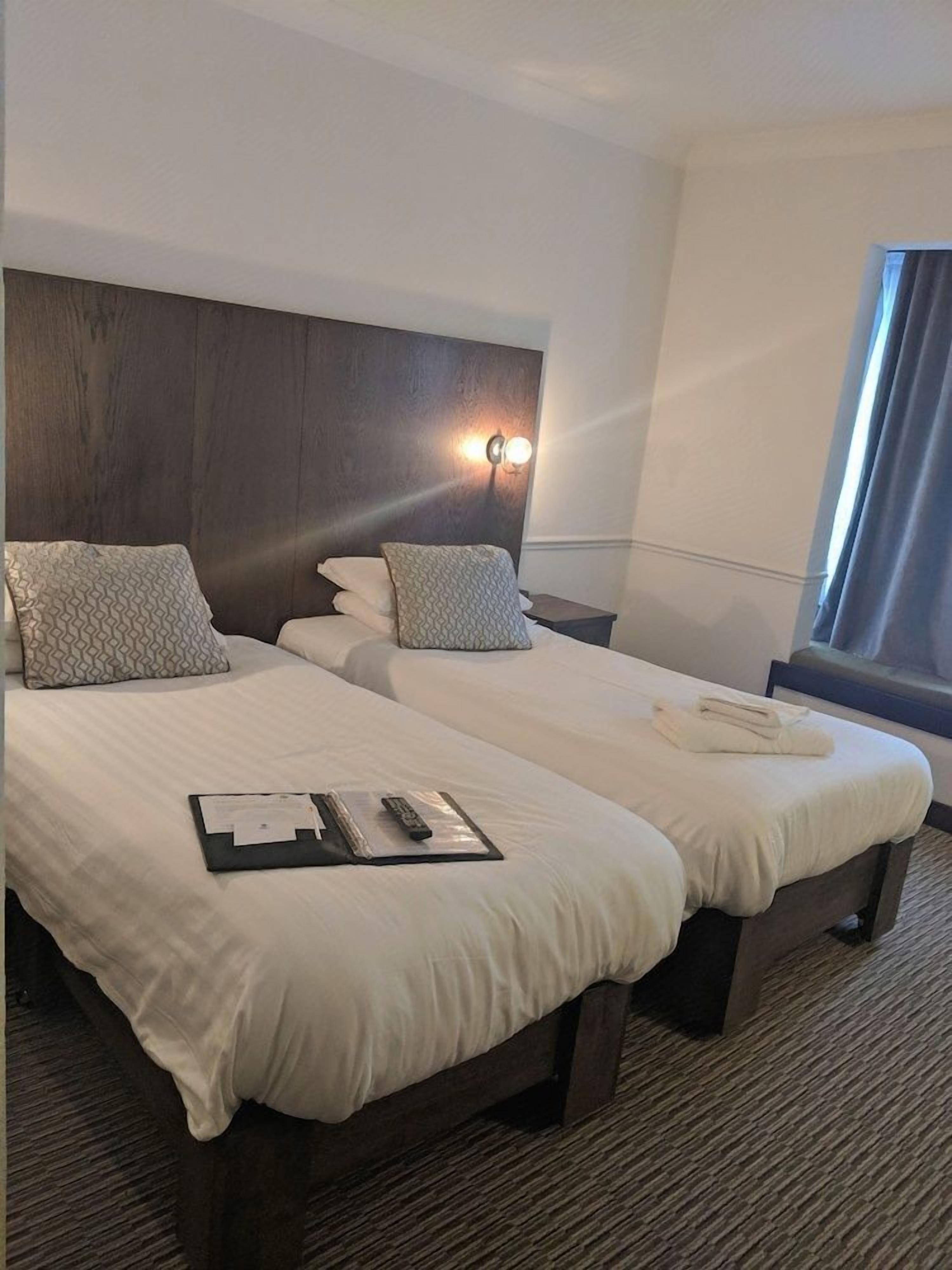 Select Comfort beds, desk, iron/ironing board, free WiFi