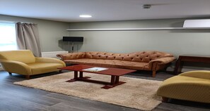 Suite, 1 King-Bett, Nichtraucher (Shower Only)