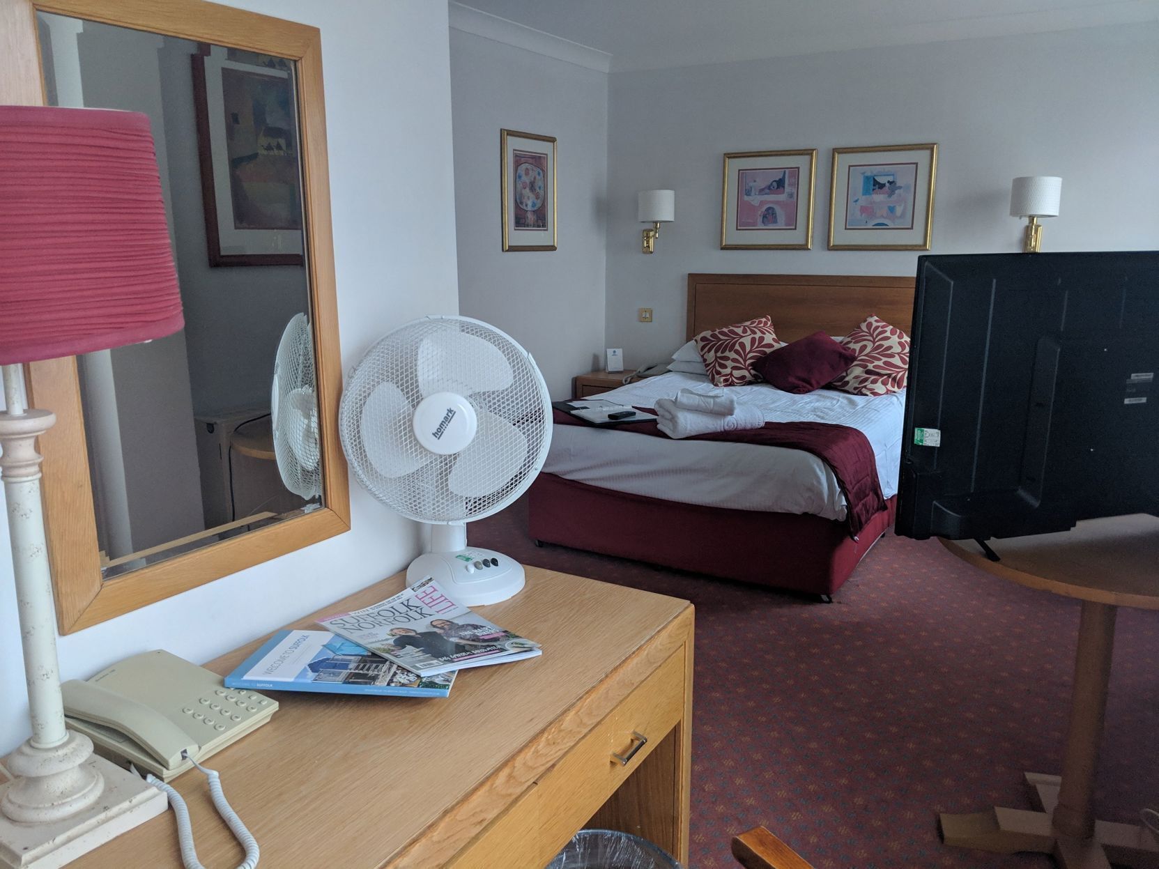Select Comfort beds, desk, iron/ironing board, free WiFi
