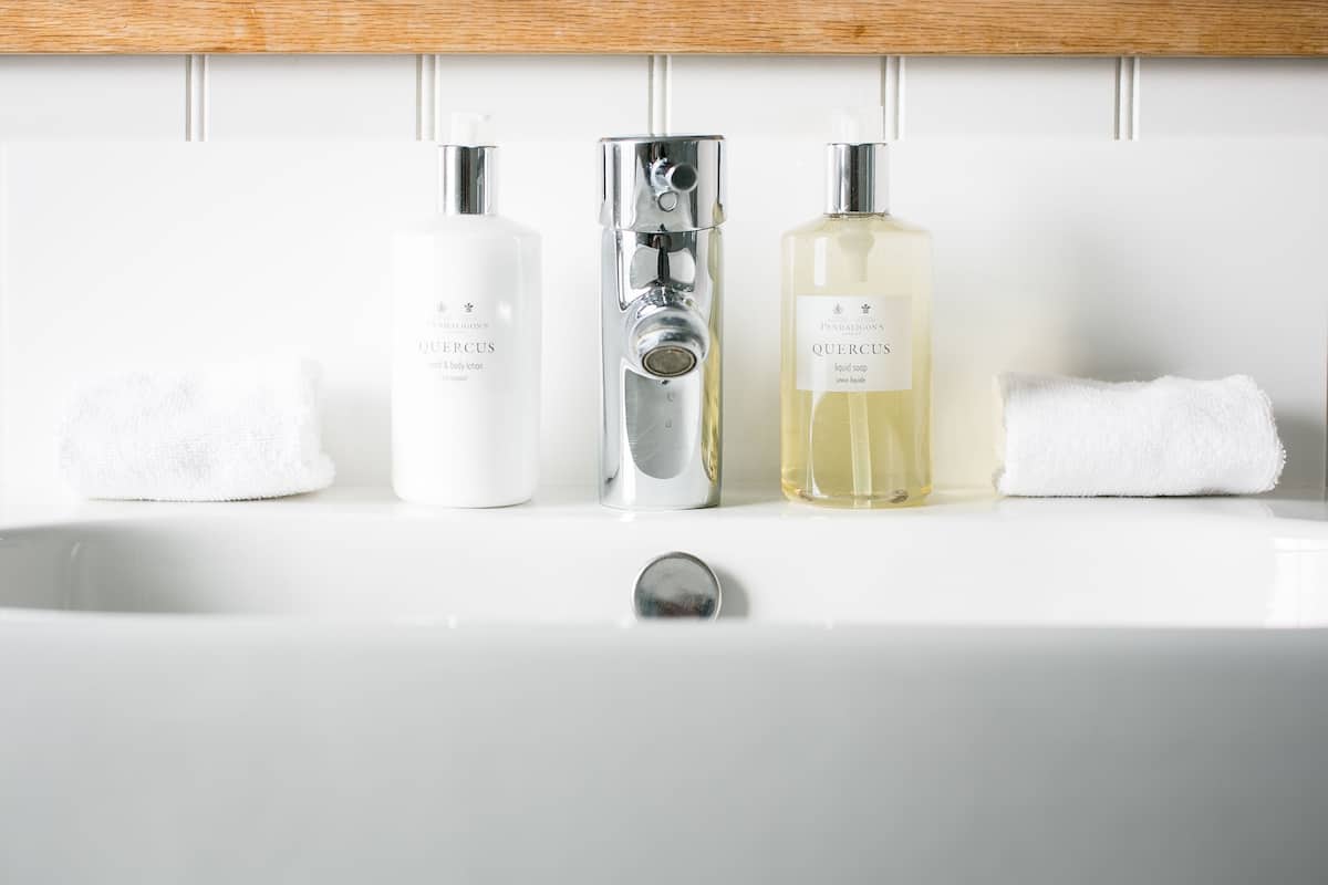 Classic dubbelrum - eget badrum | Gratis produkter i minibar, strykjärn/strykbräda och gratis wi-fi