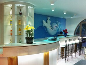 Bar (on property) - Kos Bay Hotel (Kos)