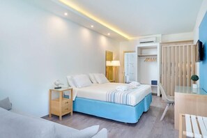 Cribs/infant beds - Kamelia Hotel (SARONIC ISLANDS)