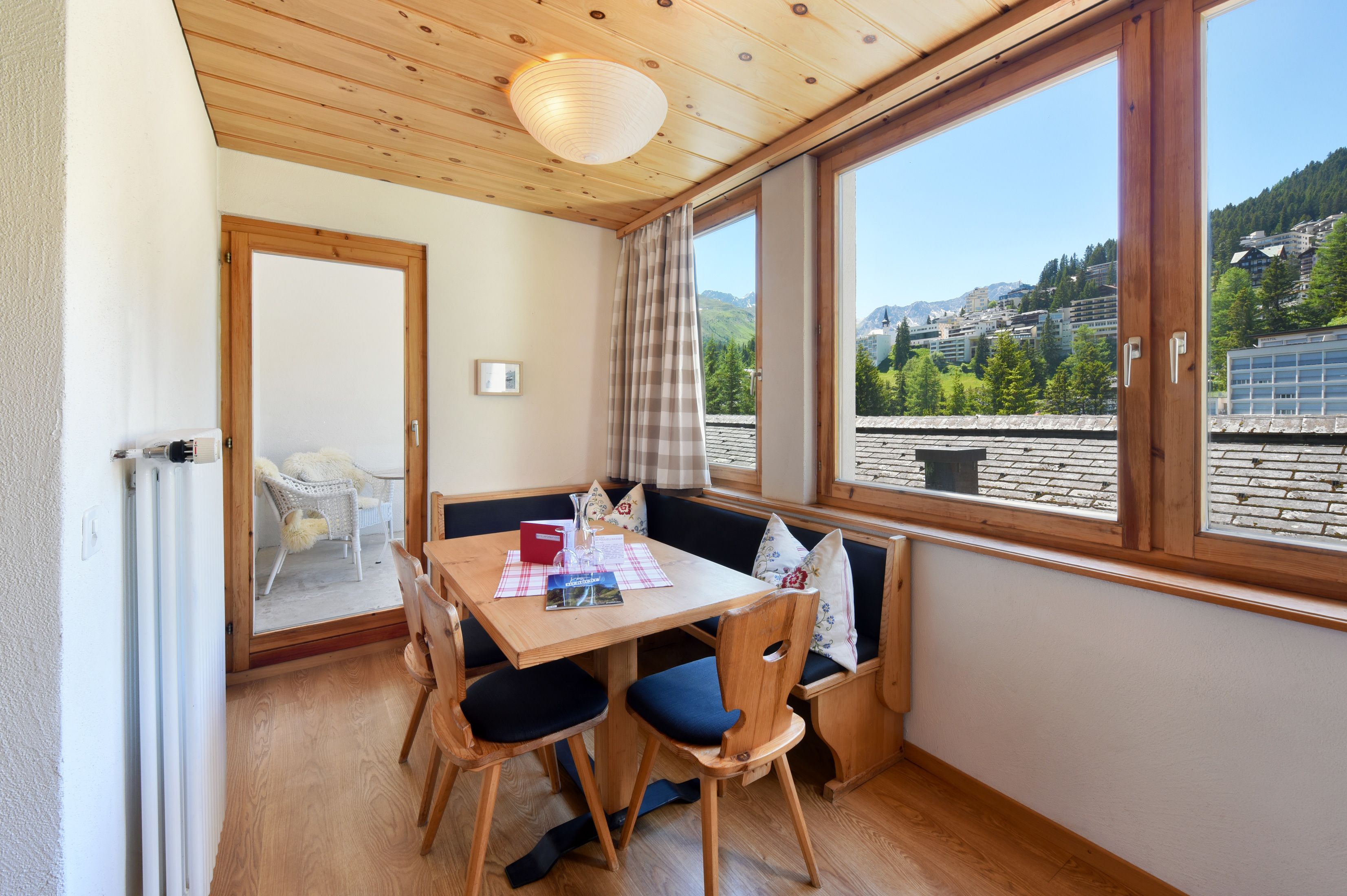 Suite Junior | Restauration dans la chambre