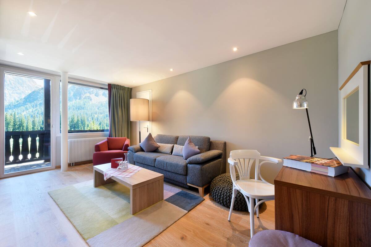 superior suite | living area | tv