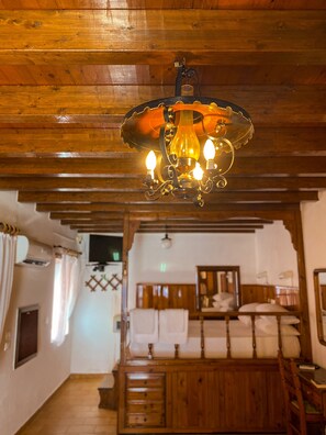 Studio | Coffres-forts dans les chambres, bureau