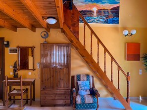 Single Room, Sea View