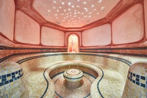 桑拿、湿蒸房、按摩服务