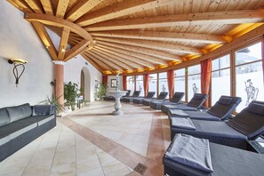 Un sauna, baño turco, masajes